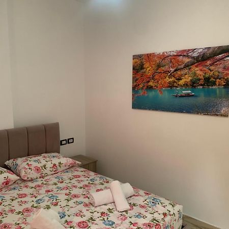 Adriatik Apartaments Sarandë 外观 照片