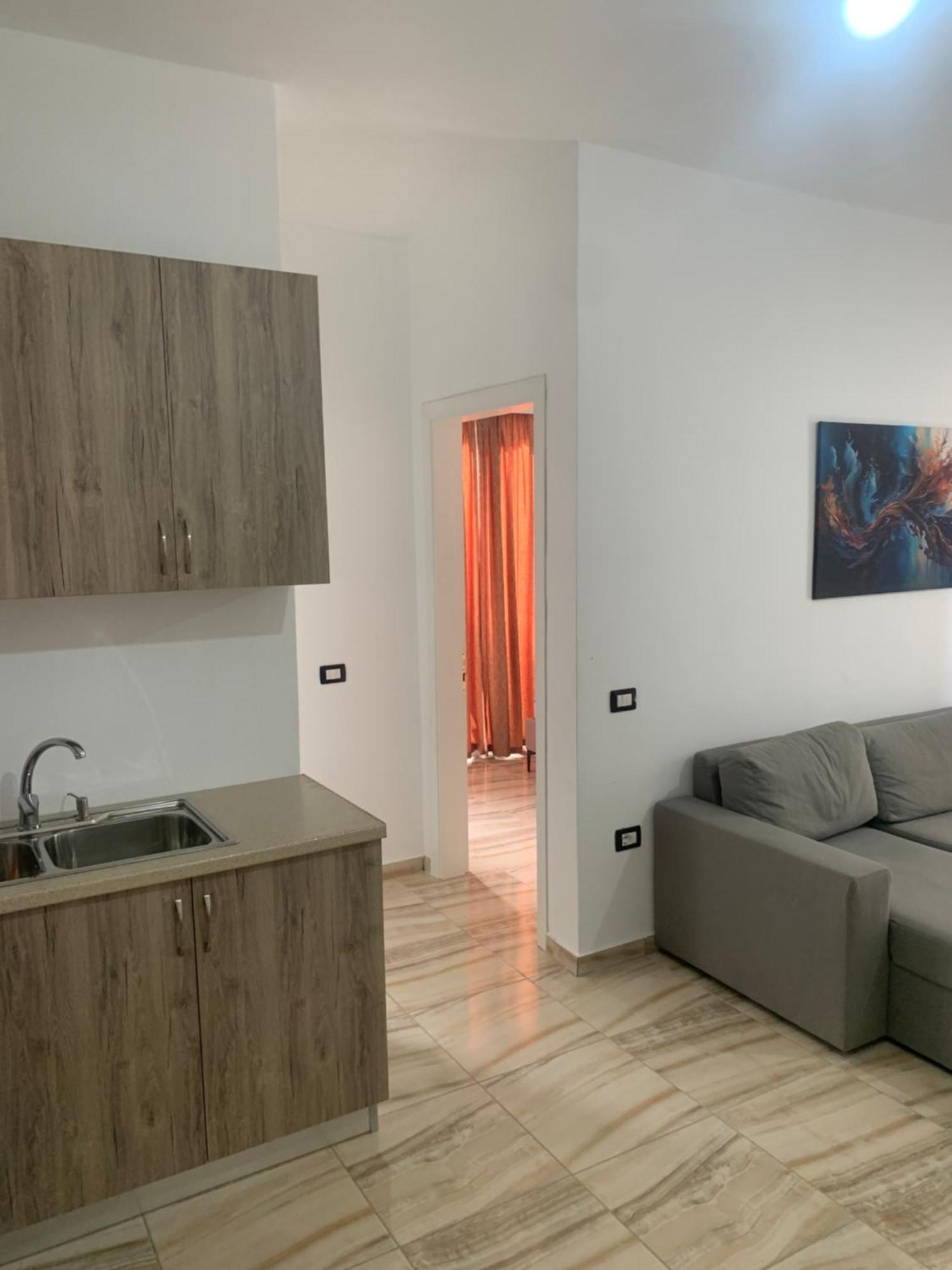Adriatik Apartaments Sarandë 外观 照片