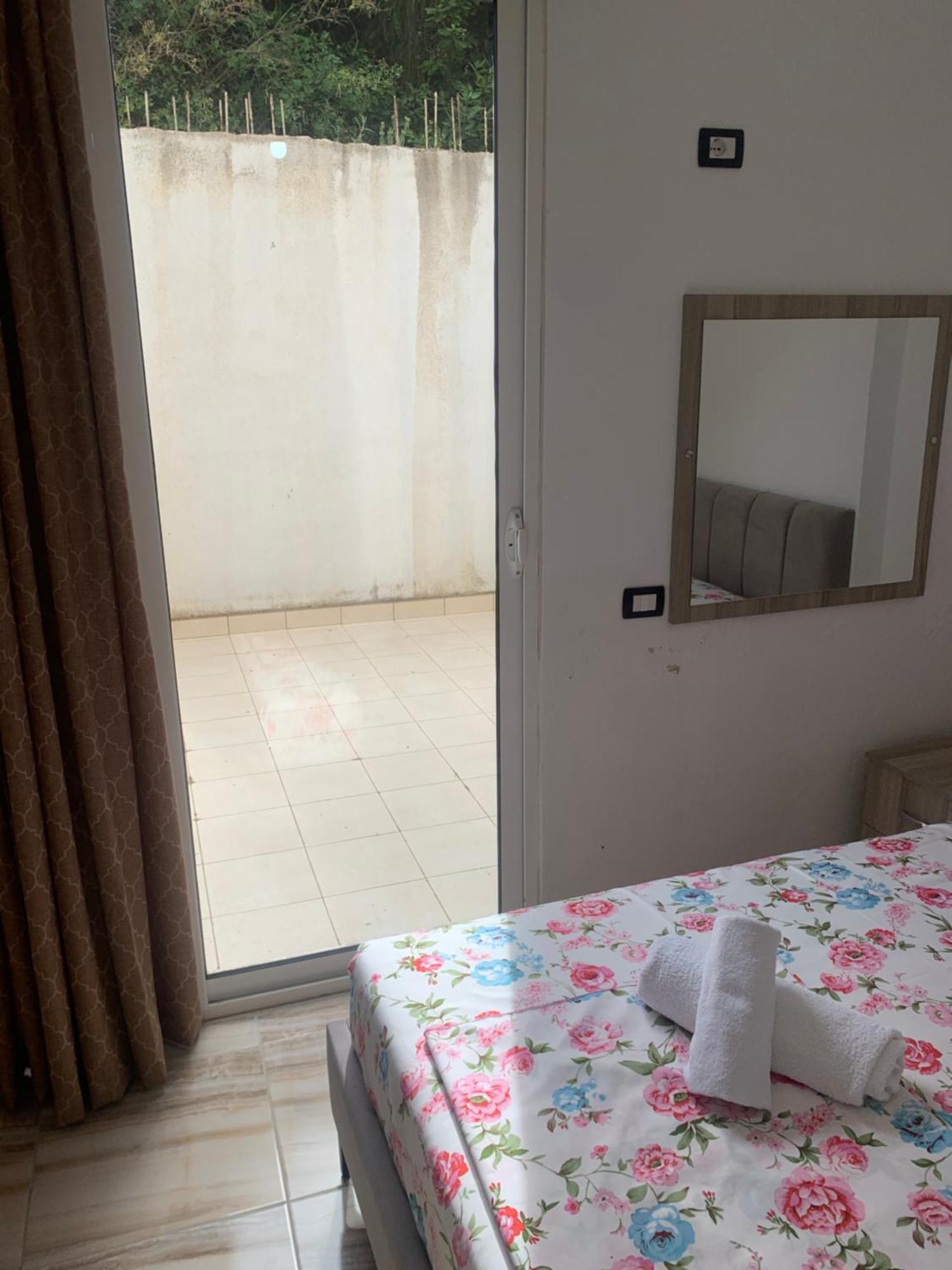 Adriatik Apartaments Sarandë 外观 照片