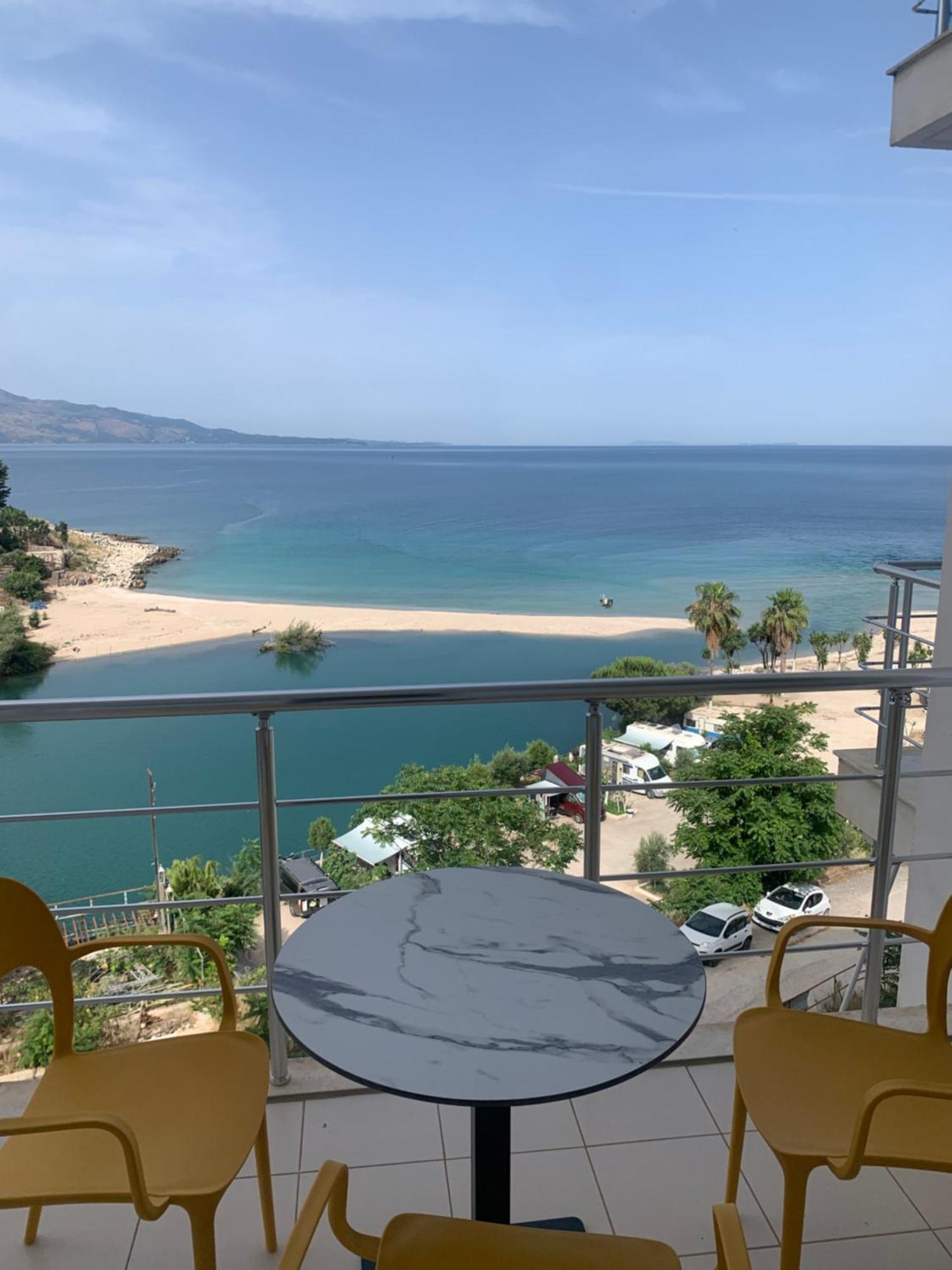 Adriatik Apartaments Sarandë 外观 照片